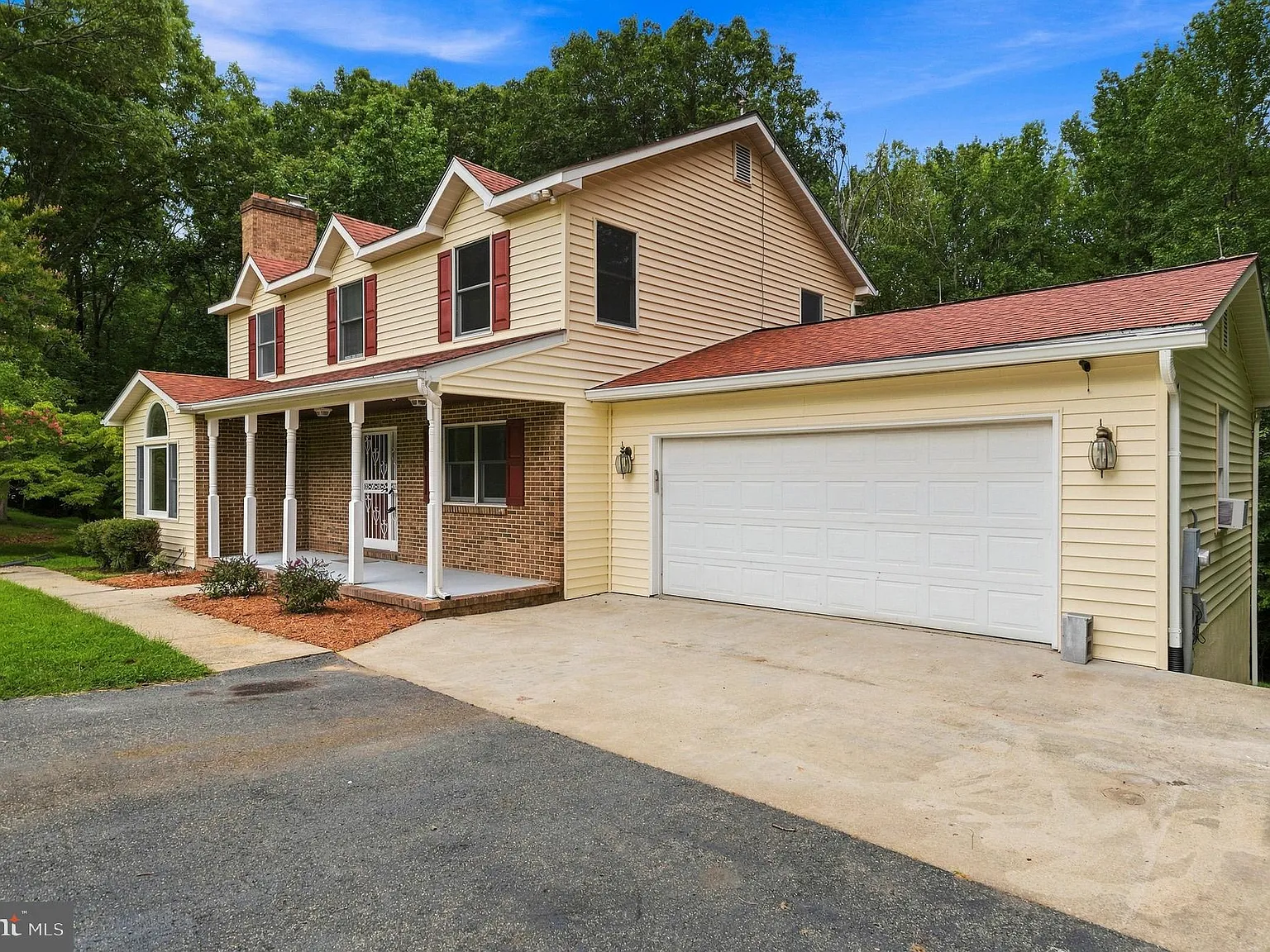 4 bed, 3.5 bath, 2940 sqft, $3,495 — Photo 4