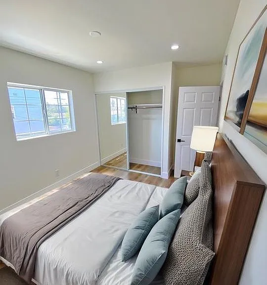 3930 Montclair St #1-2 — Photo 3