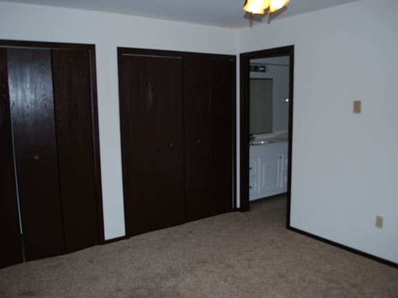 4th image of 510 Madison St APT 203