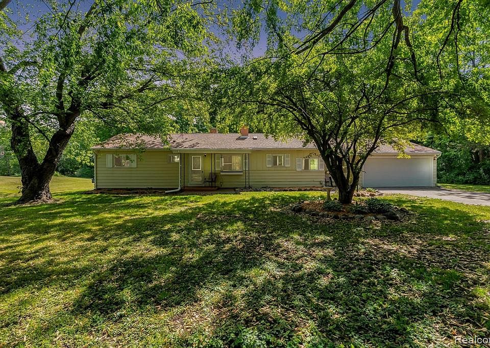 8414 N Linden Rd, Mount Morris, MI 48458 Zillow