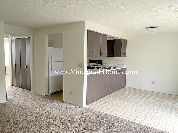 4th image of 7813 Mount Hood Dr