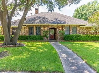6628 Warm Breeze Ln, Dallas, TX 75248