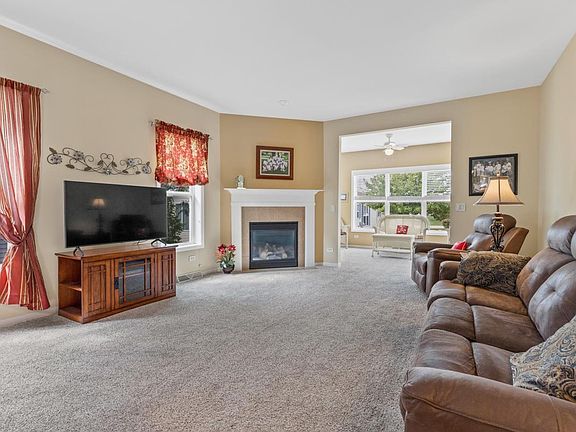 3rd image of 3214 Whirlaway Ct