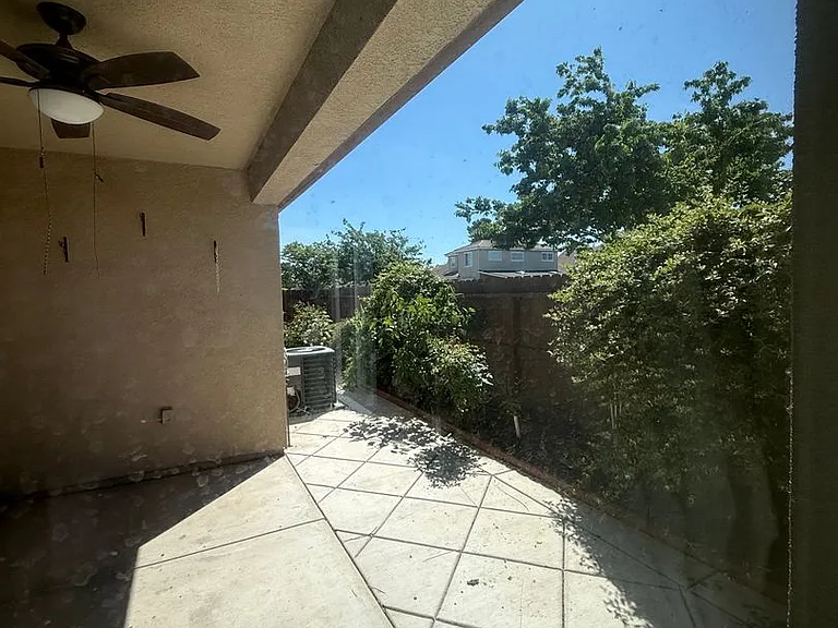 737 Betten St — Photo 3