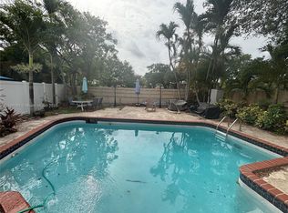 11391 SW 74th Ter, Miami, FL 33173