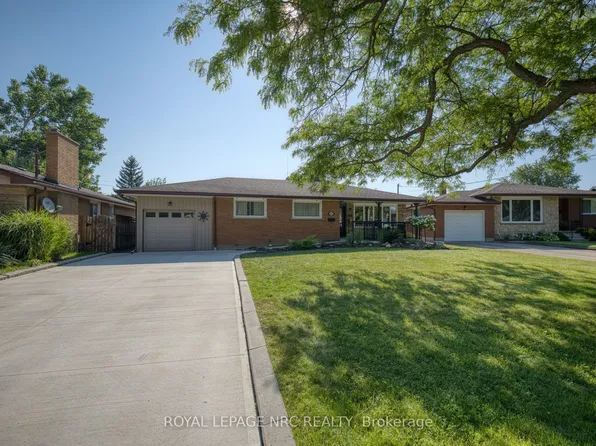 85 Regent Dr, Saint Catharines, ON L2M 3L9