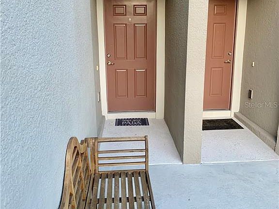 3rd image of 2454 Seven Oaks Dr