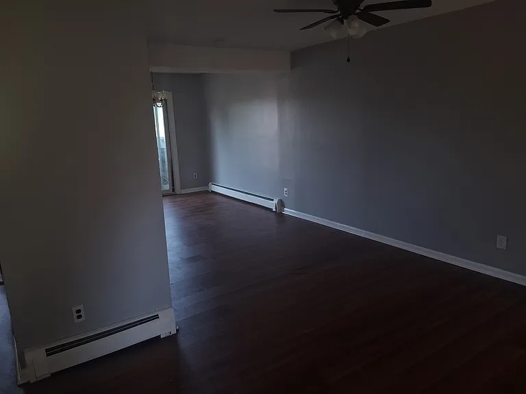 32 Parkway Ave — Photo 10