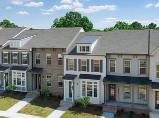 3283 Park Pointe Cir, Scottdale, GA 30079