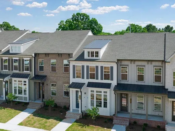 3283 Park Pointe Cir, Scottdale, GA 30079