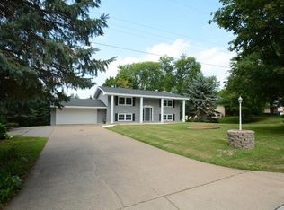 8380 Palm St NW, Coon Rapids, MN 55433