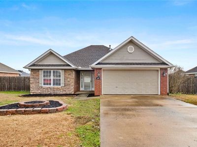 1562 Hutchinson St, Pea Ridge, AR, 72751