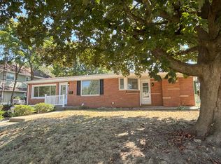 334 Fairview St SE, North Canton, OH 44720
