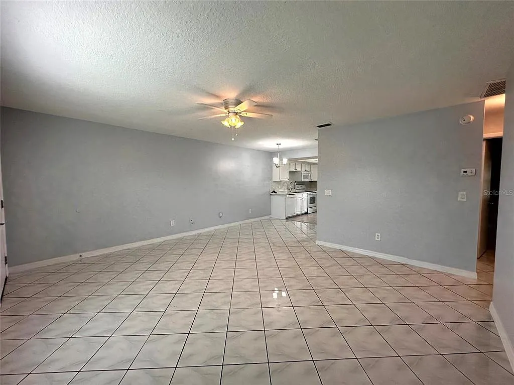 2 bed, 2.0 bath, 960 sqft, $1,700 — Photo 4