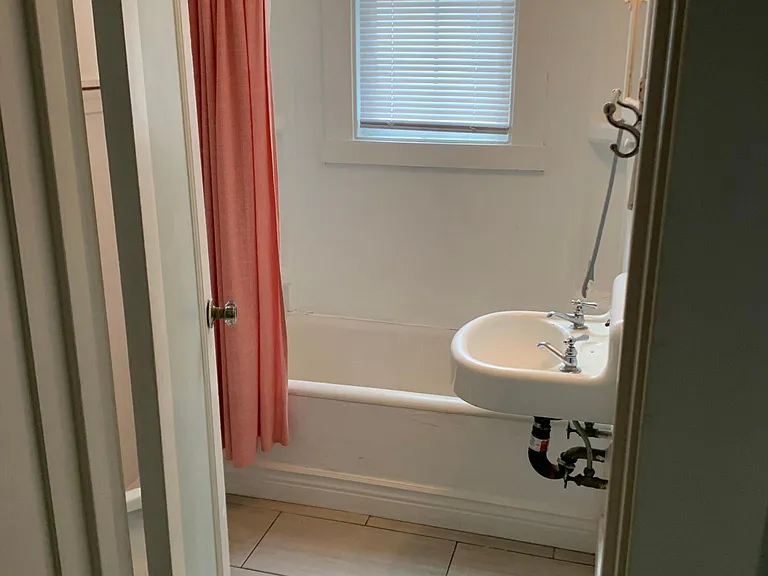 2535 Regent St #7 — Photo 12