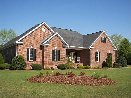 1st image of 3254 Daniel Dr