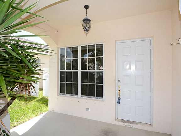2nd image of 1872 NW 166th Ave