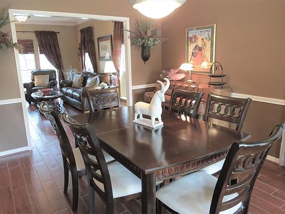 3rd image of 13718 Pear Woods Ct