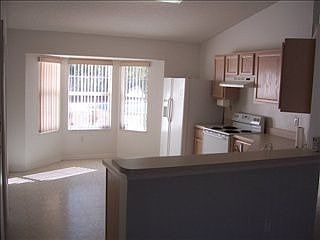 3rd image of 1 Zammer Ct