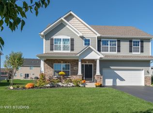 1503 Ascot St, Joliet, IL 60431