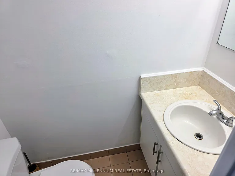 175 Hilda Ave #102 — Photo 46