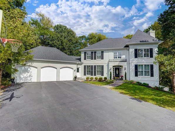 706 Springhill Ln, Cincinnati, OH 45226
