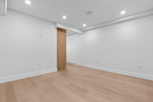 Rented by Compass | media 15