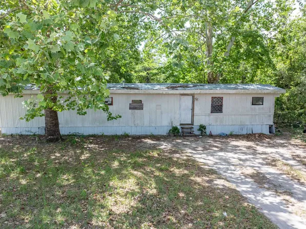 476 Nantuckett Pl SW, Fort White, FL 32038