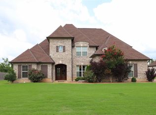 27 Pemberton Cv, Jackson, TN 38305