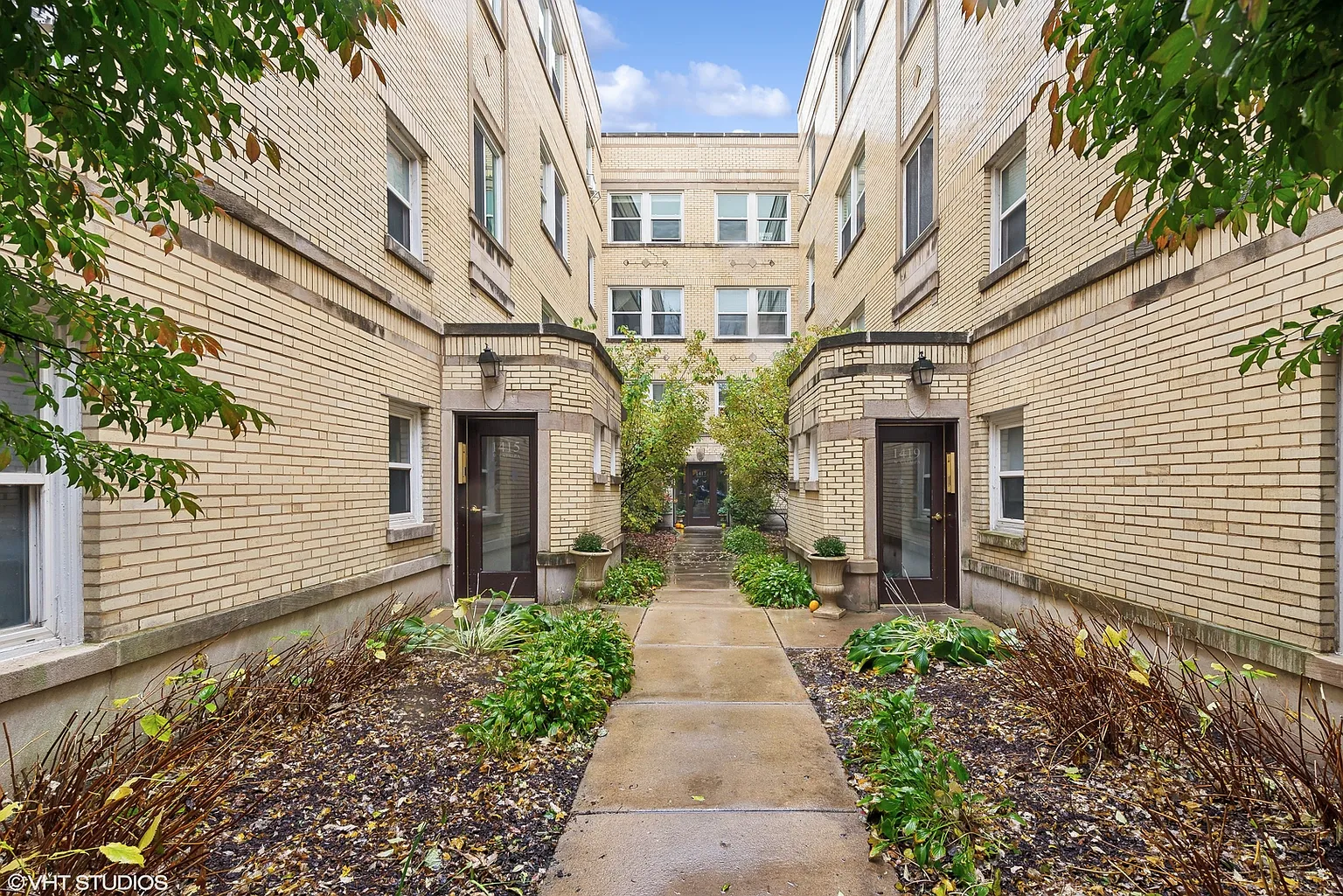 1415 W Catalpa Ave APT 3S photo 1