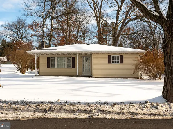 512 Roanoke Ave, Oakland, MD 21550