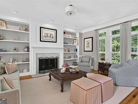 5th image of 4850 Grandview Trce NE