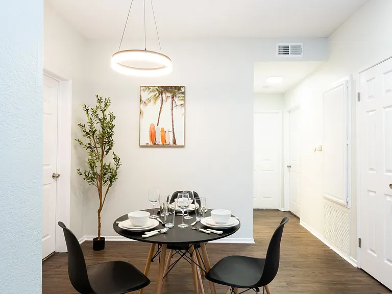 711 N Sweetzer Ave #105 — Photo 6