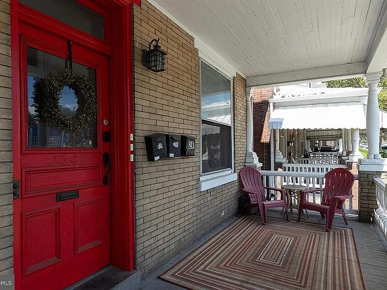 1342 State St #2R — Photo 3
