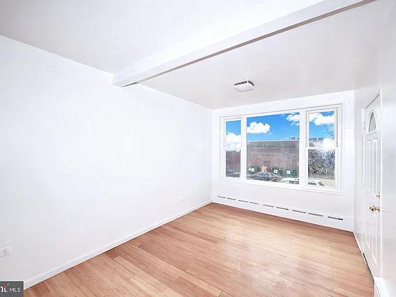 5th image of 3549 Aldine St
