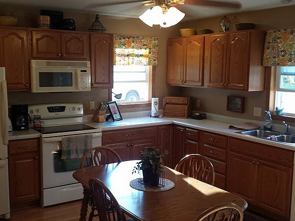 kitchen pic 1