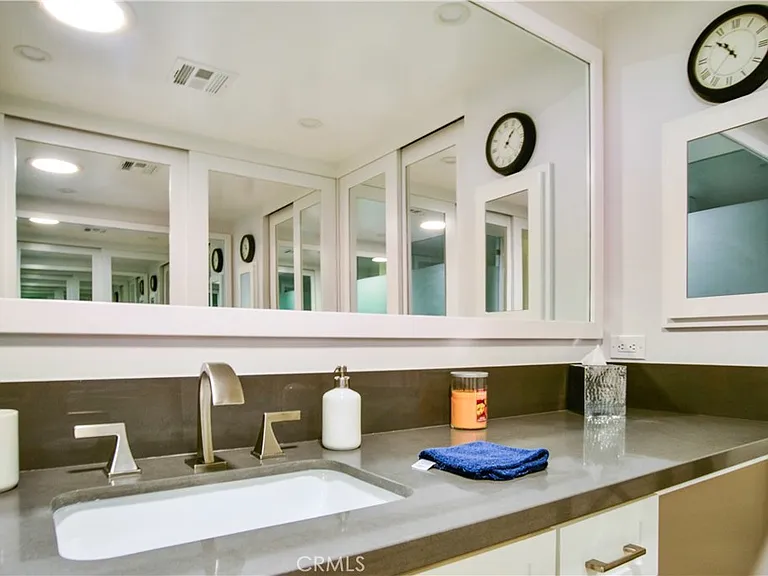 2112 Vista Dorado — Photo 19