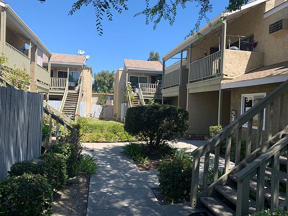 3rd image of 18529 Vidora Dr #5-D