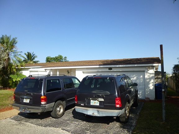 2nd image of 9281 NW 20th Pl