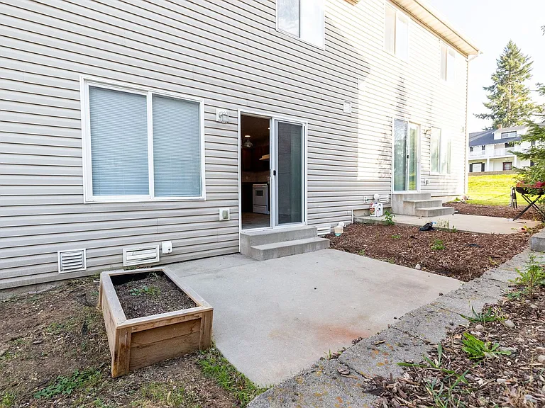 326 S Thierman Rd — Photo 8