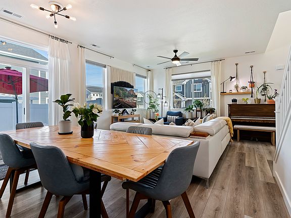 003_Dining and Living Room_06202022