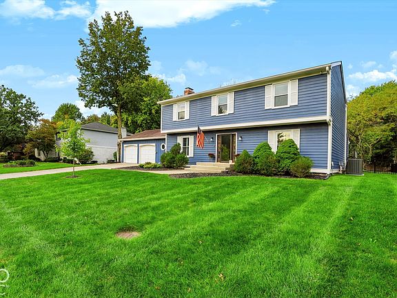 3rd image of 242 Hawthorne Dr