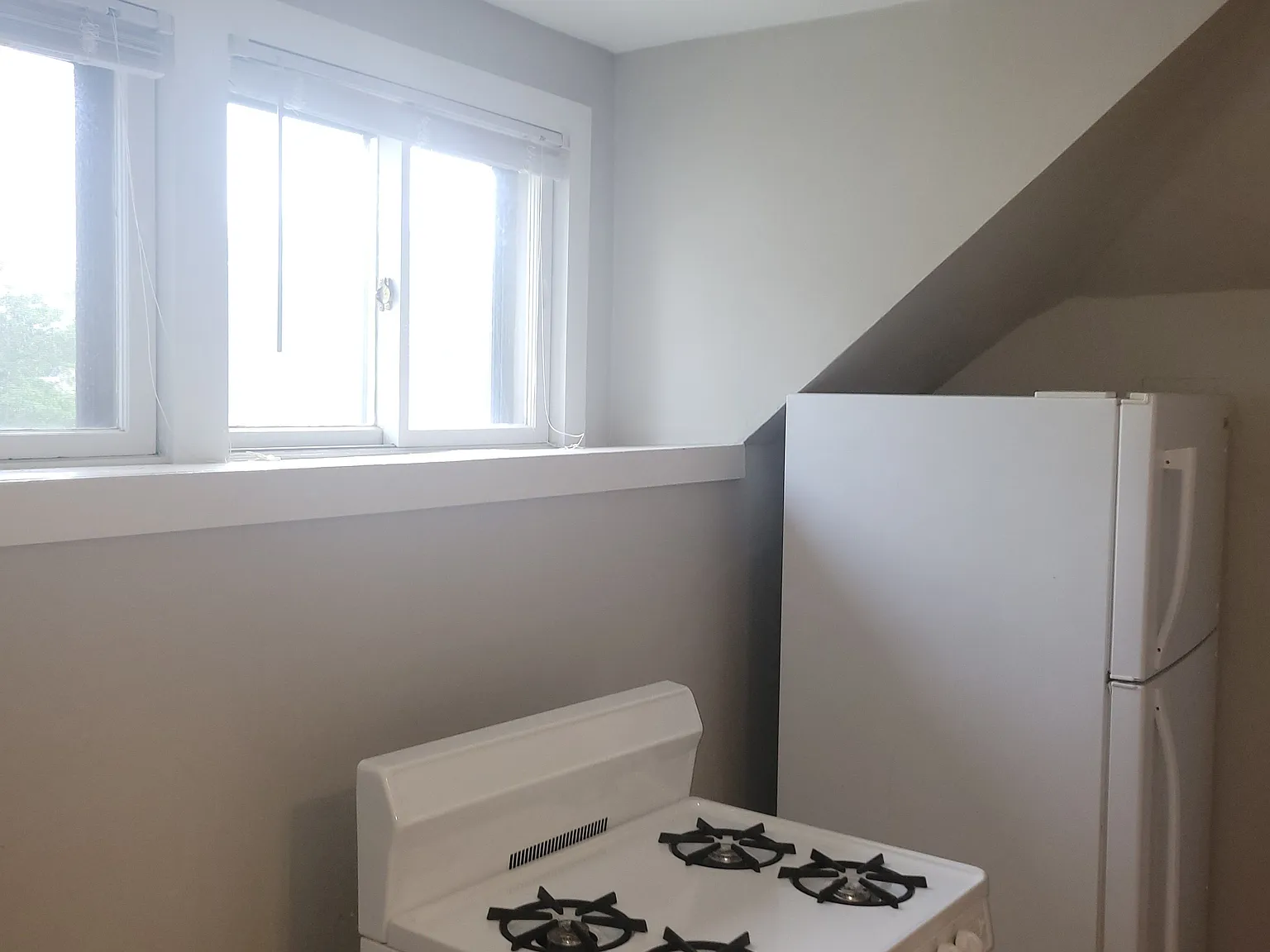 1 bed, $1,000 — Photo 2