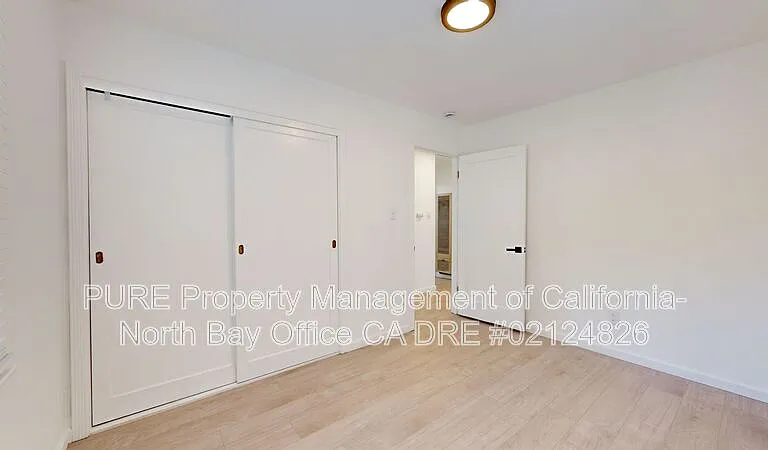 480 Washington Ct — Photo 27
