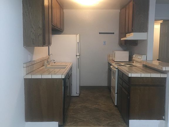 4th image of 247 N Capitol Ave Unit 179