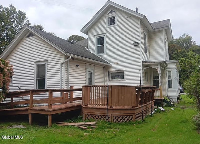 2nd image of 8 Maple Street