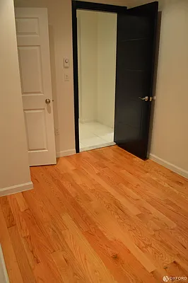 Rented by Oxford Property Group | media 37