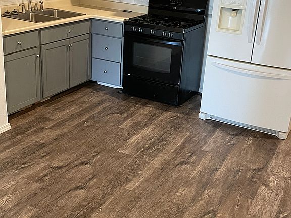 4th image of 1504 3rd Ave