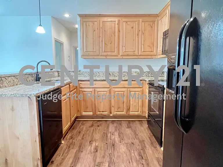 214 Lasso Cir — Photo 6