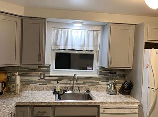 2626 Diane Dr, Washington, PA 15301